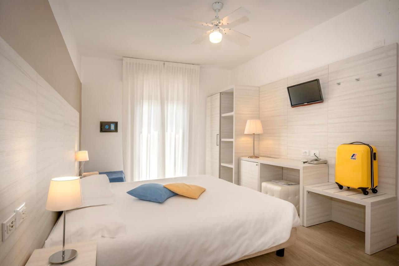 Hotel Etna Caorle Exterior foto