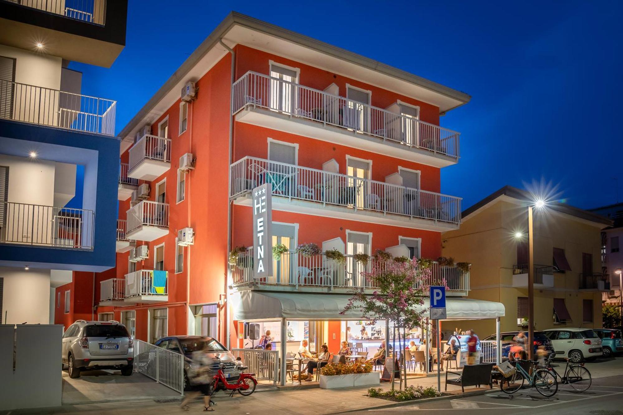 Hotel Etna Caorle Exterior foto